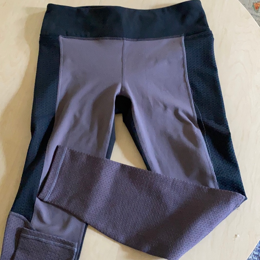 Fabletics color block black/gray Leggings